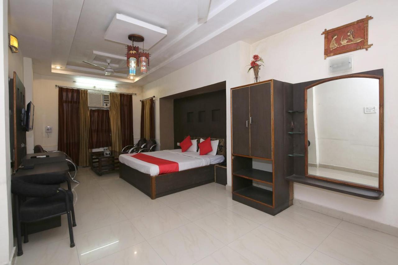 Oyo Hotel Shubhkamna Джабалпур Екстериор снимка