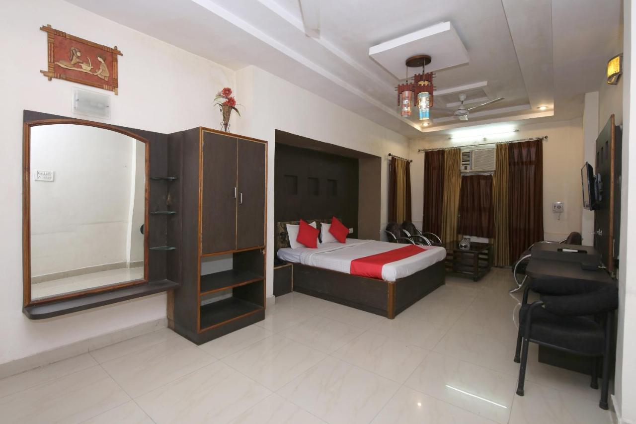 Oyo Hotel Shubhkamna Джабалпур Екстериор снимка