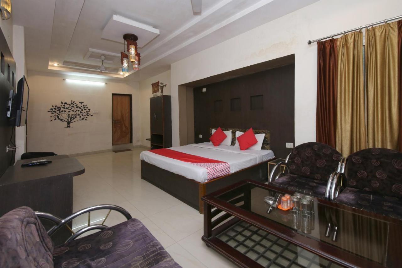 Oyo Hotel Shubhkamna Джабалпур Екстериор снимка