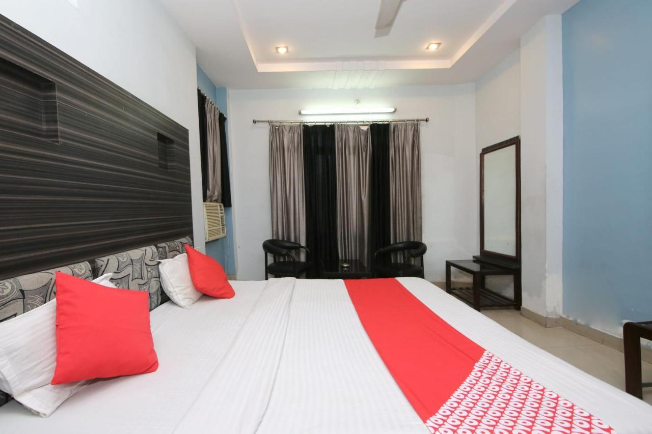 Oyo Hotel Shubhkamna Джабалпур Екстериор снимка