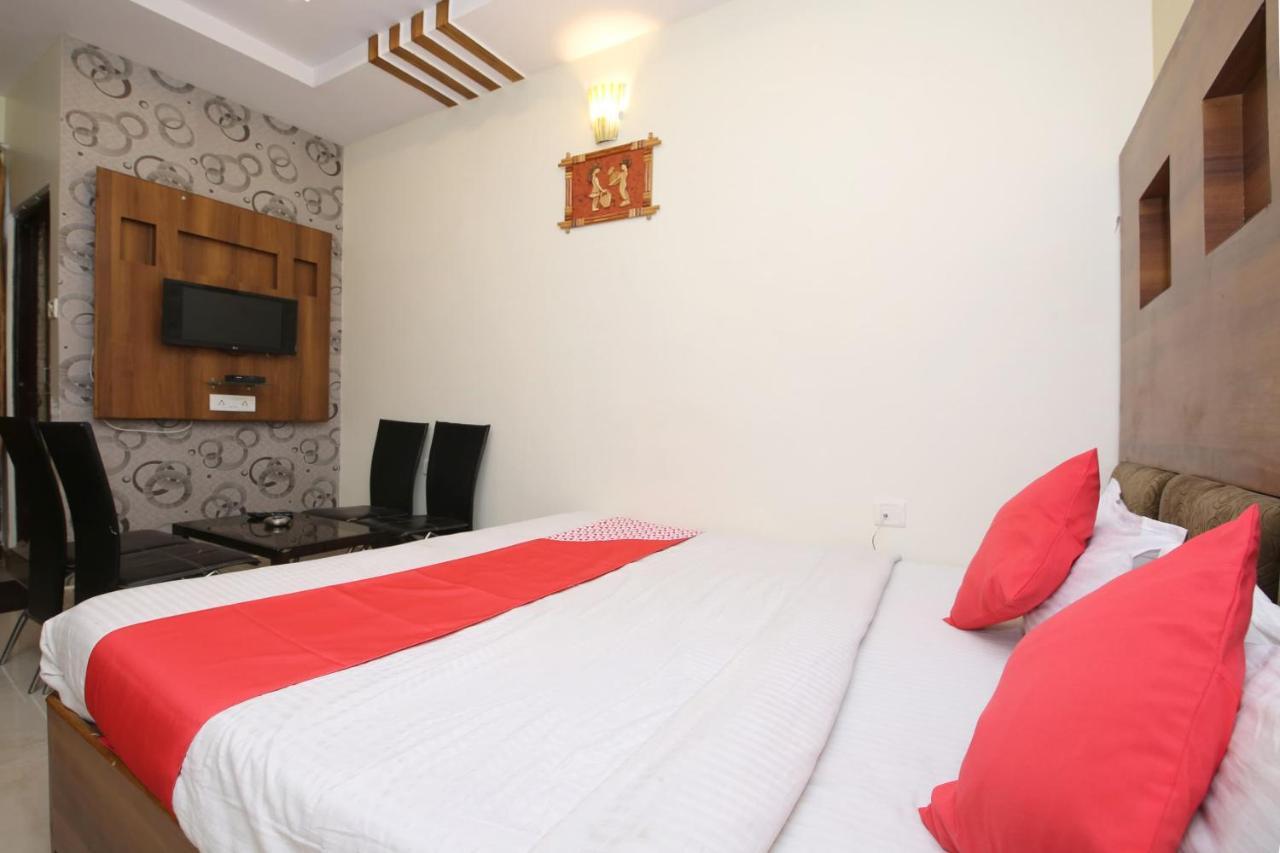 Oyo Hotel Shubhkamna Джабалпур Екстериор снимка