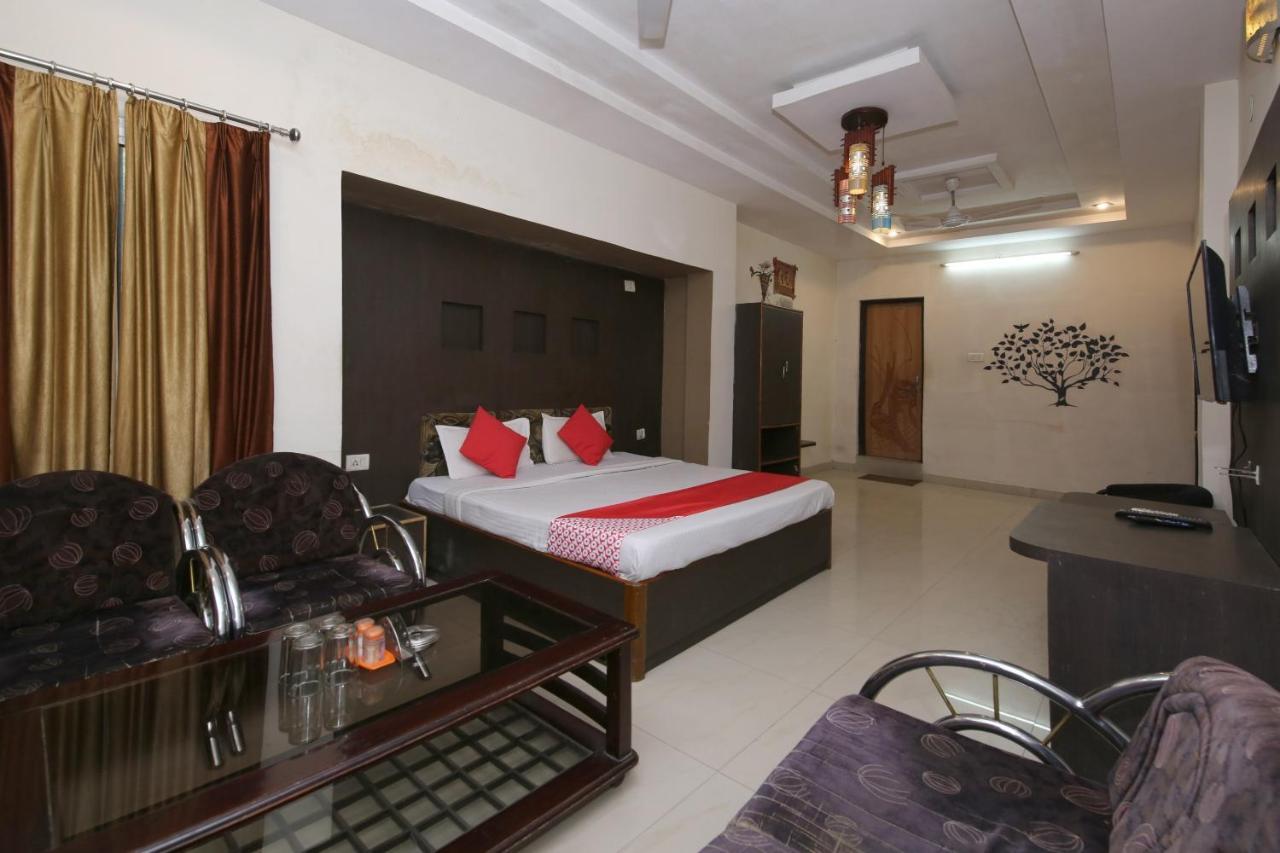 Oyo Hotel Shubhkamna Джабалпур Екстериор снимка