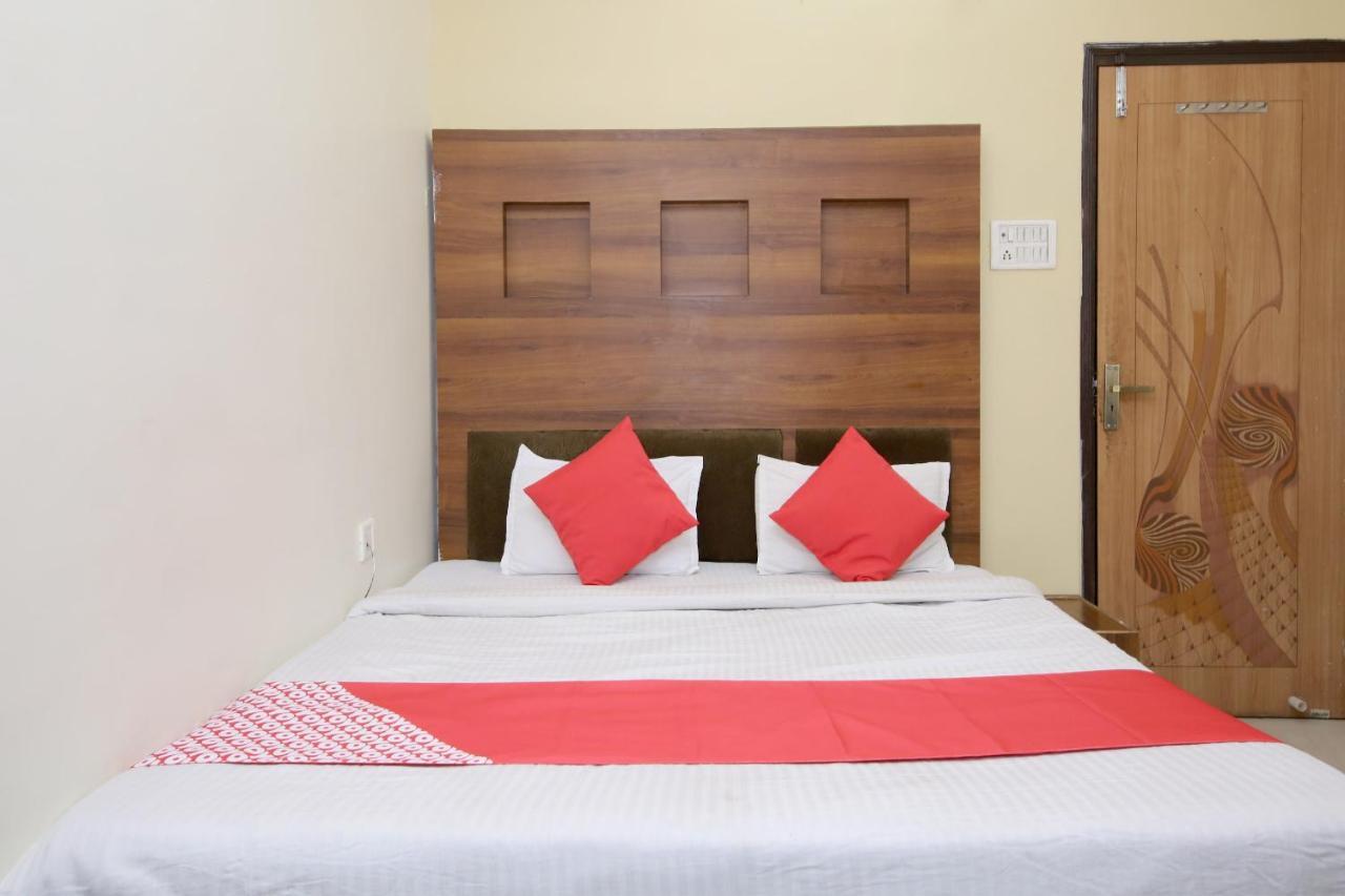 Oyo Hotel Shubhkamna Джабалпур Екстериор снимка