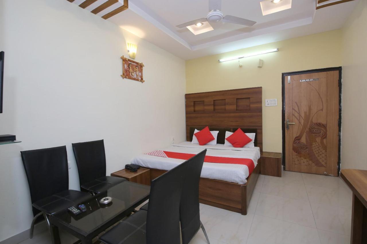 Oyo Hotel Shubhkamna Джабалпур Екстериор снимка