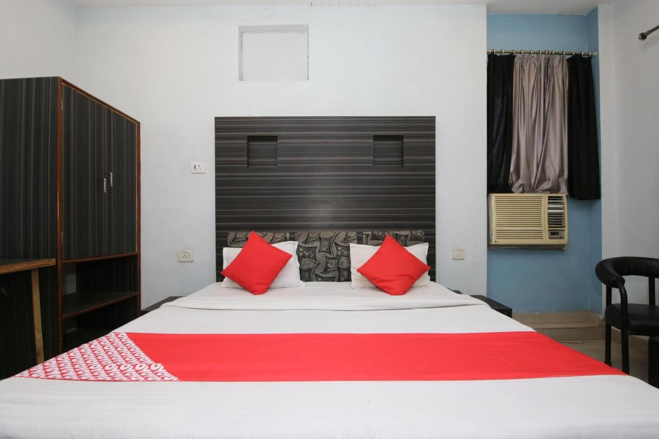 Oyo Hotel Shubhkamna Джабалпур Екстериор снимка